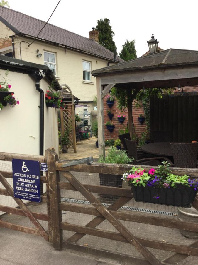 The Bell Inn Salisbury Zewnętrze zdjęcie