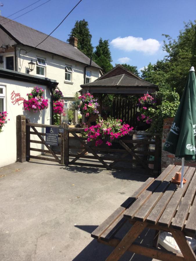The Bell Inn Salisbury Zewnętrze zdjęcie